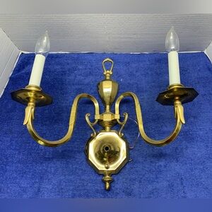 VINTAGE BRASS 2 ARM CANDLE LIGHT  WALL SCONCES 14"tx16"w Williamsburg Switched